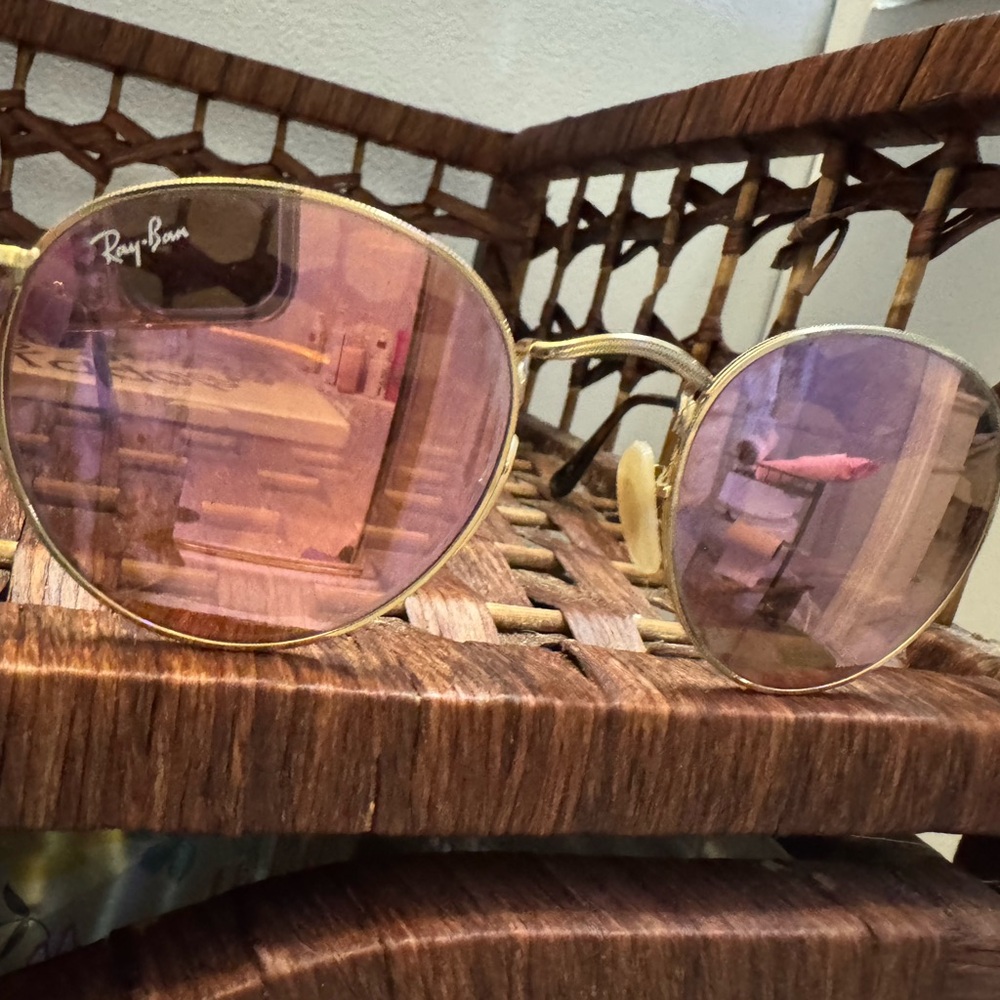 Ray-Ban Gold Frame with Pink Lenses